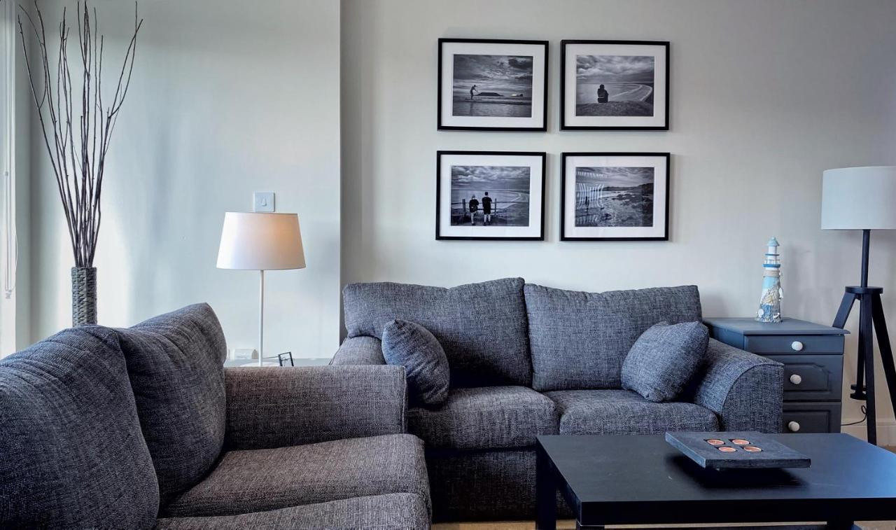 Artistic And Luxurious Apt With Sea View. Beach Side Суонси Экстерьер фото